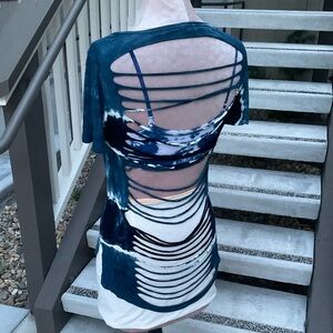 Nolita Italian designer whimsical tie dye look teal green blue cut out Tee S